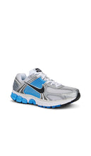 Nike Zoom Vomero 5 Sneakers in White