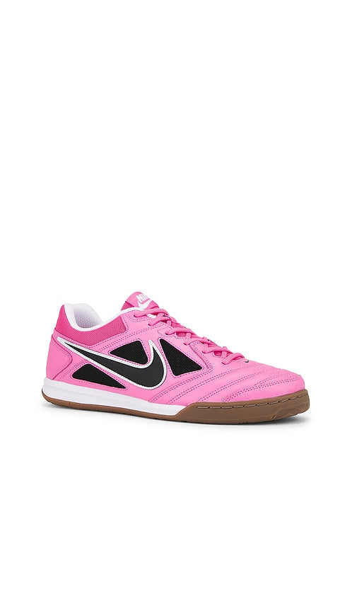 Nike Gato Sneakers in Pink