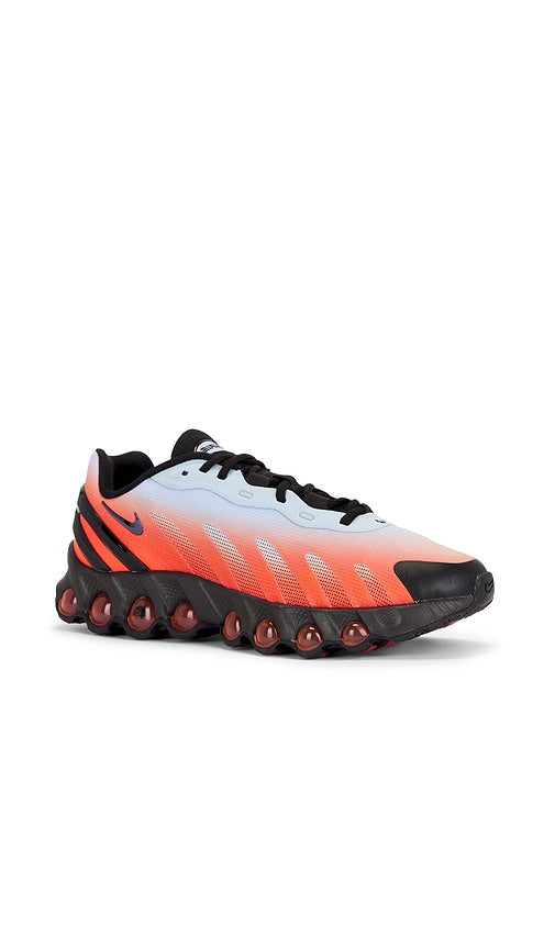 Nike Air Max Dn8 in Red