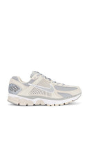 Nike Zoom Vomero 5 in Brown | Men's Lifestyle Sneakers in Light Orewood Brown  Light Smoke Grey  &