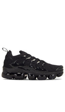 Nike Air VaporMax Plus in Black | Men's Athletic Sneakers in Black & Dark Grey