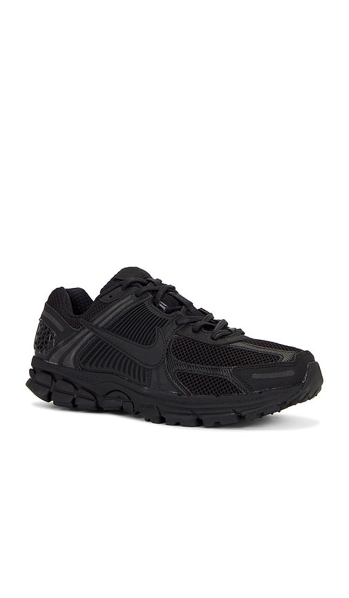 Nike Zoom Vomero 5 Sp Sneaker in Black
