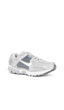 Nike Zoom Vomero 5 in Metallic Silver