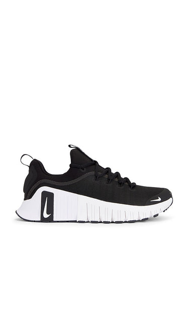 Nike Free Metcon 6 in Black | Men's Lifestyle Sneakers in Black & White