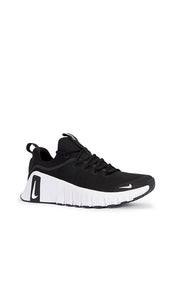 Nike Free Metcon 6 in Black