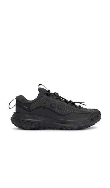 Nike Acg Mountain Fly 2 Low Gore-Tex in Black | Men's Lifestyle Sneakers in Dark Smoke Grey  Black  & Anthracite