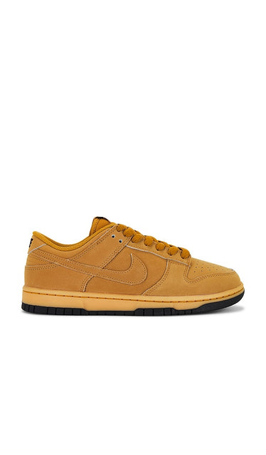 Nike Dunk Low Retro SE in Brown | Men's Low-Top Sneakers in Wheat  Gum Yellow  & Black