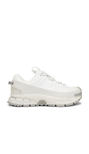 Nike Zoom Vomero Roam in White | Men's Lifestyle Sneakers in Summit White & Light Bone
