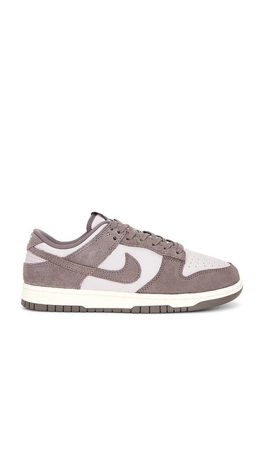 Nike Nike Dunk Low Retro Se Sneakers in Purple | Men's Lifestyle Sneakers in Platinum Violet  Cave Stone  & Pale Ivor