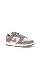 Nike Nike Dunk Low Retro Se Sneakers in Purple