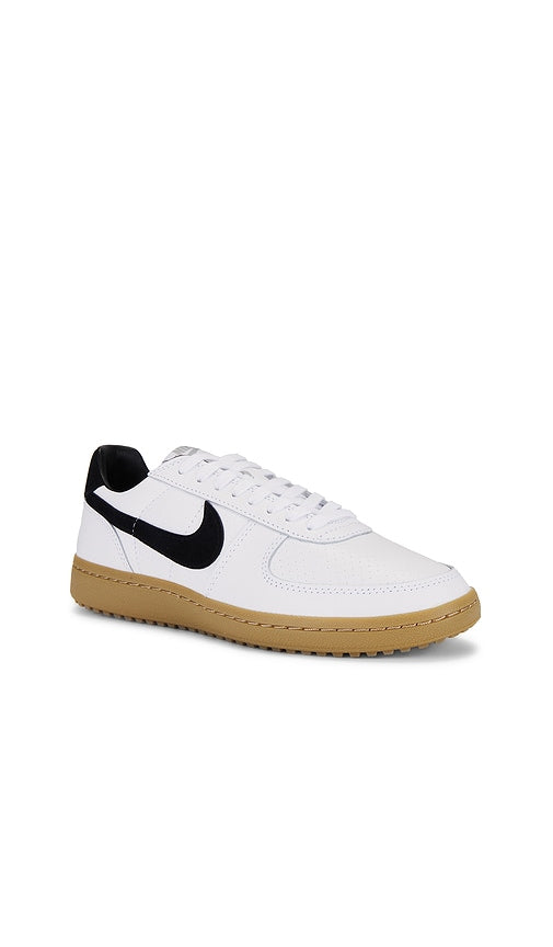 Nike Field General 82 Sneaker in White