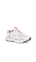 Nike Zoom Vomero 5 Sneaker in White