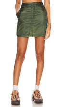 NSF Samara Cargo Mini Skirt in Dark Green - Mini-jupe cargo NSF Samara en vert foncé - NSF Samara 深绿色工装迷你裙 - NSF Samara Cargo Minirock in Dunkelgrün - NSF Samara 카고 미니 스커트 - Minigonna cargo NSF Samara in verde scuro