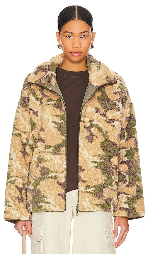 NSF Wyatt Oversize Zip Front Jacket in Nude,Army - NSF Wyatt Veste surdimensionnée zippée sur le devant en Nude, Armée - NSF Wyatt 超大号前拉链夹克，裸色，军绿色 - NSF Wyatt Oversize-Jacke mit Reißverschluss vorne in Nude, Army - NSF Wyatt 오버사이즈 지퍼 프론트 재킷 - Giacca frontale con zip oversize NSF Wyatt in color nudo, militare