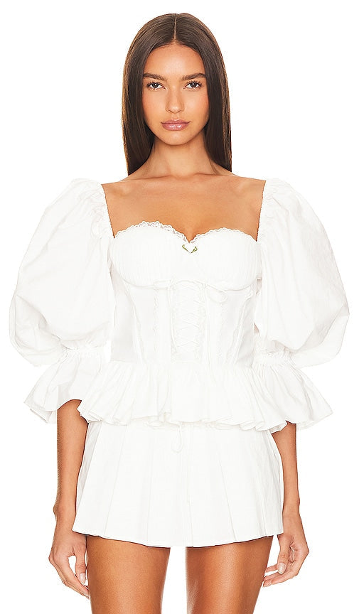 Nana Jacqueline Maddie Lace Top in White - Nana Jacqueline Maddie Haut en dentelle blanc - Nana Jacqueline Maddie 白色蕾丝上衣 - Nana Jacqueline Maddie Spitzentop in Weiß - Nana Jacqueline Maddie 레이스 탑 화이트 색상 - Top in pizzo Nana Jacqueline Maddie in bianco