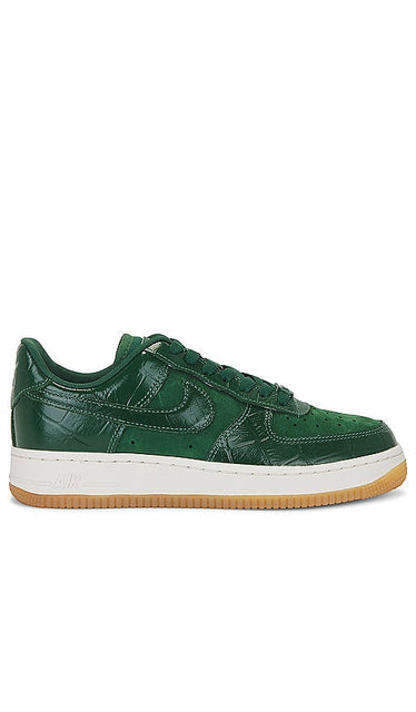 Nike Air Force 1 '07 LX Sneaker in Dark Green - Baskets Nike Air Force 1 '07 LX en vert foncé - Nike Air Force 1 '07 LX 深绿色运动鞋 - Nike Air Force 1 '07 LX Sneaker in Dunkelgrün - 나이키 에어포스 1 '07 LX 스니커즈 색상 다크 그린 색상 - Sneaker Nike Air Force 1 '07 LX in verde scuro