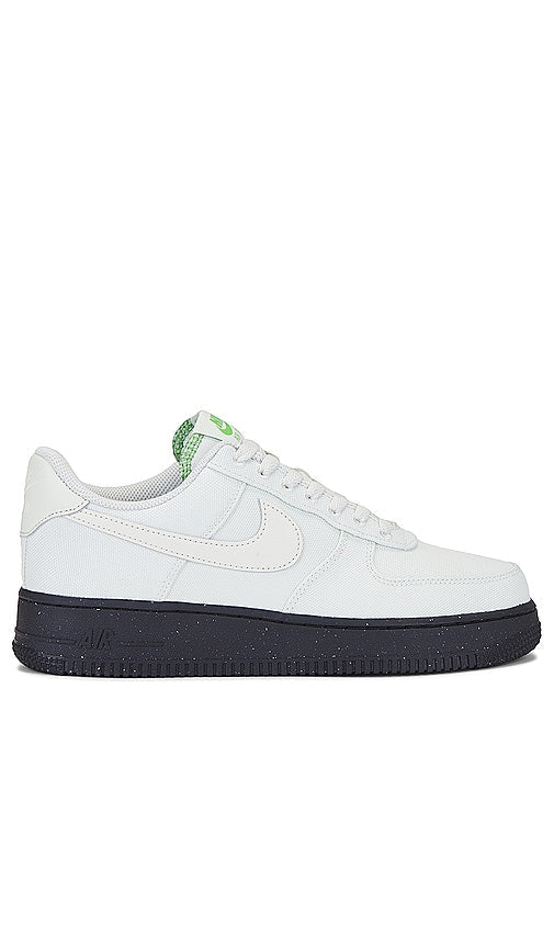 Nike Air Force 1 '07 Lv8 in Cream