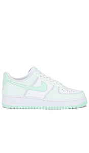 Nike Air Force 1 '07 in Green - Nike Air Force 1 '07 en vert - Nike Air Force 1 '07 绿色 - Nike Air Force 1 '07 in Grün - 나이키 에어포스 1 '07 그린 - Nike Air Force 1 '07 in verde