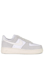 Nike Air Force 1 Lv8 Sneaker in White