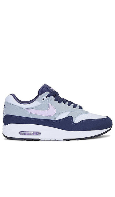 Nike Air Max 1 in Grey