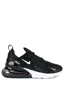 Nike Air Max 270 in Black