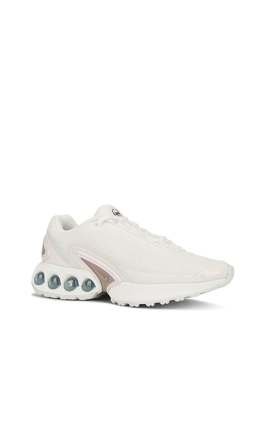 Nike Air Max DN SE Sneaker in Ivory