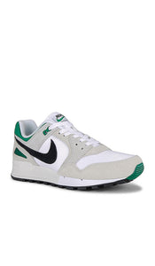 Nike Air Pegasus '89 in White,Green