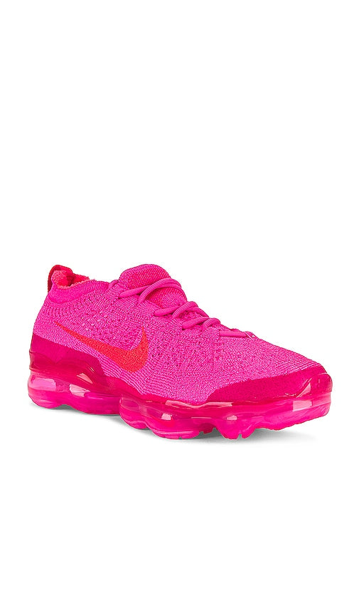 Nike Air Vapormax Flyknit in Fuchsia