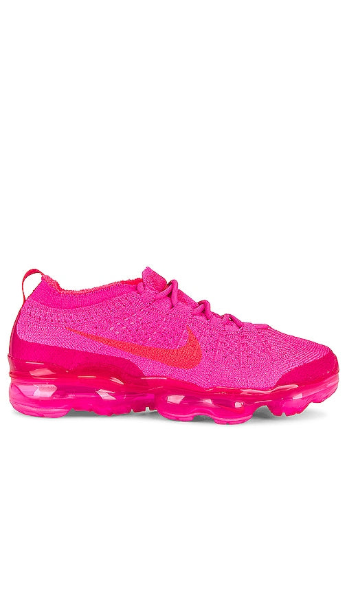 Nike Air Vapormax Flyknit in Fuchsia
