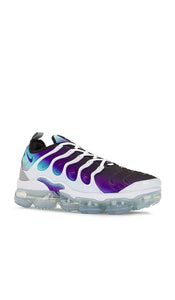 Nike Air Vapormax Plus Sneakers in Purple