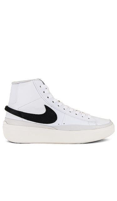 Nike Blazer Phantom Sneaker Mid in White