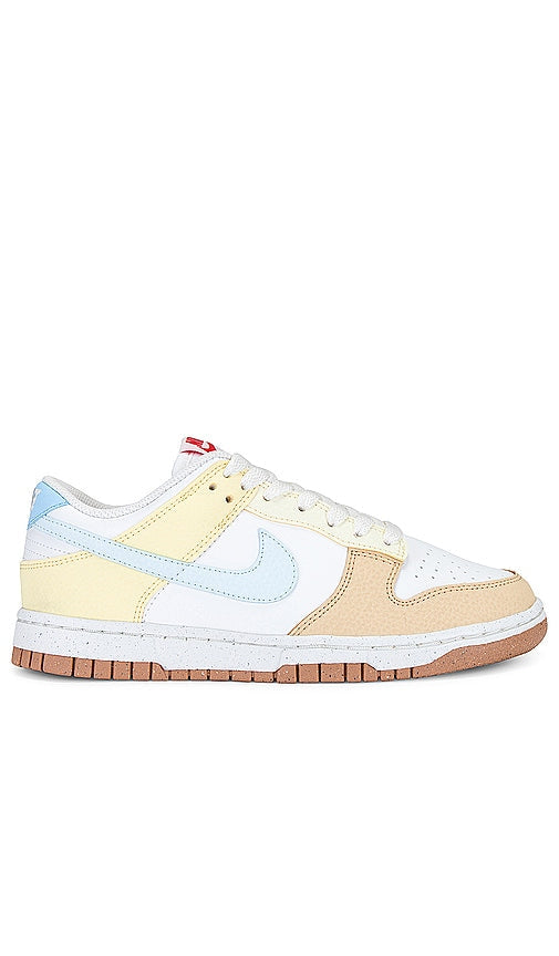 Nike Dunk Low NN Sneaker in White - Baskets Nike Dunk Low NN en blanc - Nike Dunk Low NN 白色运动鞋 - Nike Dunk Low NN Sneaker in Weiß - Nike Dunk Low NN 스니커즈화이트 색상 - Sneaker Nike Dunk Low NN in bianco