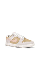 Nike Dunk Low Sneaker in Neutral