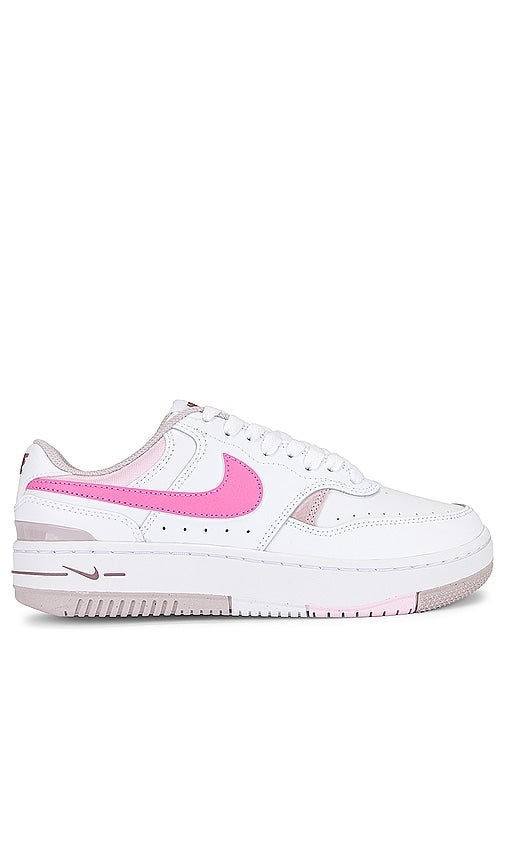 Nike Gamma Force Sneaker in White - Baskets Nike Gamma Force en blanc - Nike Gamma Force 白色运动鞋 - Nike Gamma Force Sneaker in Weiß - Nike Gamma Force 스니커즈화이트 색상 - Sneaker Nike Gamma Force in bianco