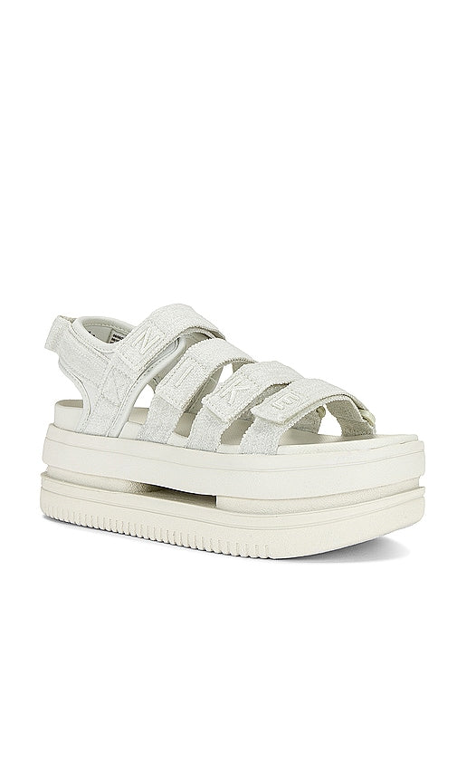 Nike Icon Classic Sandal in Ivory