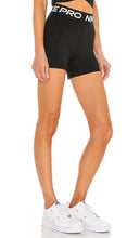 Nike NP 365 5 Short in Black