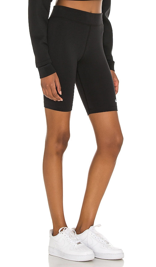 Nike NSW Essential Bike Short in Black