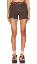 Nike Pro 365 Short in Brown - Nike - Pro 365 - Short - Marron - Nike Pro 365 棕色短裤 - Nike Pro 365 Short in Braun - Nike Pro 365 쇼츠 브라운 색상 - Pantaloncini Nike Pro 365 in marrone