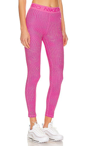 Nike Pro Cropped Printed Leggings in Pink