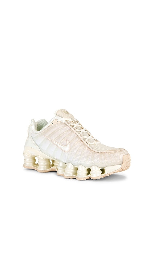 Nike Shox Tl Na8 Sneaker in Ivory