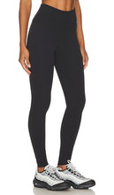 Nike Zenvy High Rise Legging in Black