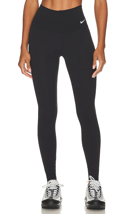 Nike Zenvy High Rise Legging in Black - Nike - Zenvy - Legging taille haute - Noir - Nike Zenvy 黑色高腰打底裤 - Nike Zenvy Leggings mit hohem Bund in Schwarz - Nike Zenvy 하이라이즈 레깅스 블랙 색상 - Legging Nike Zenvy a vita alta in nero