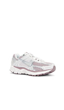 Nike Zoom Vomero 5 Sneaker in Metallic Silver