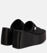 Nodaleto Bulla Yelena satin platform slides
