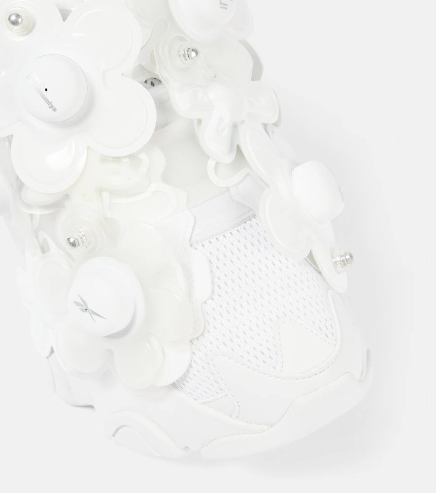 Noir Kei Ninomiya x Reebok Insta Pump Yuki sneakers