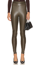 Nookie Viktoria Pants in Green - Pantalon Nookie Viktoria en vert - Nookie Viktoria 绿色裤子 - Nookie Viktoria Hose in Grün - Nookie Viktoria 팬츠 - Pantaloni Nookie Viktoria in verde