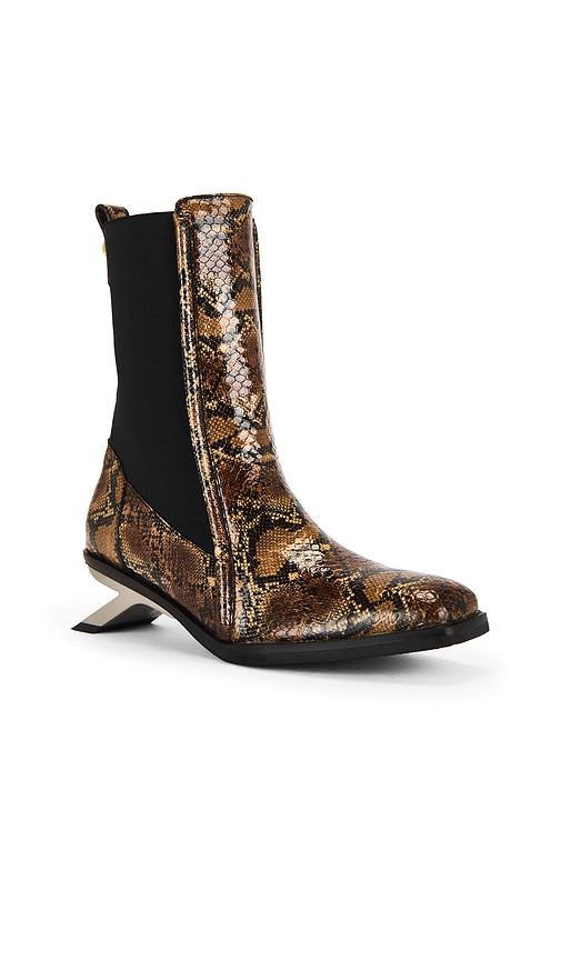 Nora Lozza Chelsea Boot in Brown
