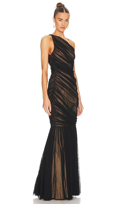 Norma Kamali Diana Fishtail Gown in Black