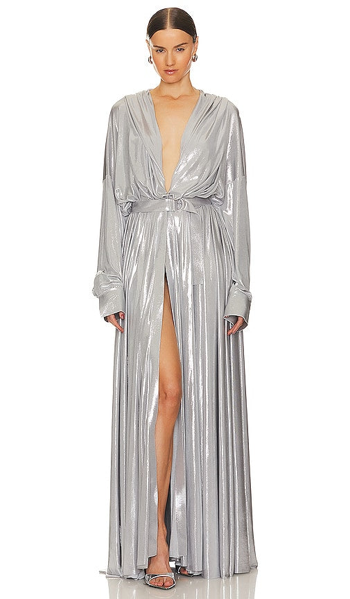 Norma Kamali Hooded Super Oversized Shirt Flared Gown in Metallic Silver - Norma Kamali - Robe chemise évasée à capuche super oversize en argent métallisé - Norma Kamali 金属银色连帽超大廓形衬衫喇叭礼服 - Norma Kamali Kapuzen-Super-Oversize-Hemd, ausgestelltes Kleid in Metallic-Silber - Norma Kamali 후드 슈퍼 오버사이즈 셔츠 플레어 가운 - Abito svasato con camicia super oversize con cappuccio Norma Kamali in argento metallizzato