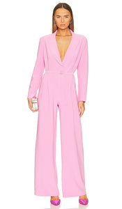 Norma Kamali Single Breasted Straight Leg Jumpsuit in Pink - Norma Kamali - Combinaison droite à simple boutonnage en rose - Norma Kamali 粉色单排扣直筒连身裤 - Norma Kamali Einreihiger Overall mit geradem Bein in Rosa - Norma Kamali 싱글 브레스티드 스트레이트 레그 점프수트 (핑크색) - Tuta Norma Kamali monopetto a gamba dritta in rosa